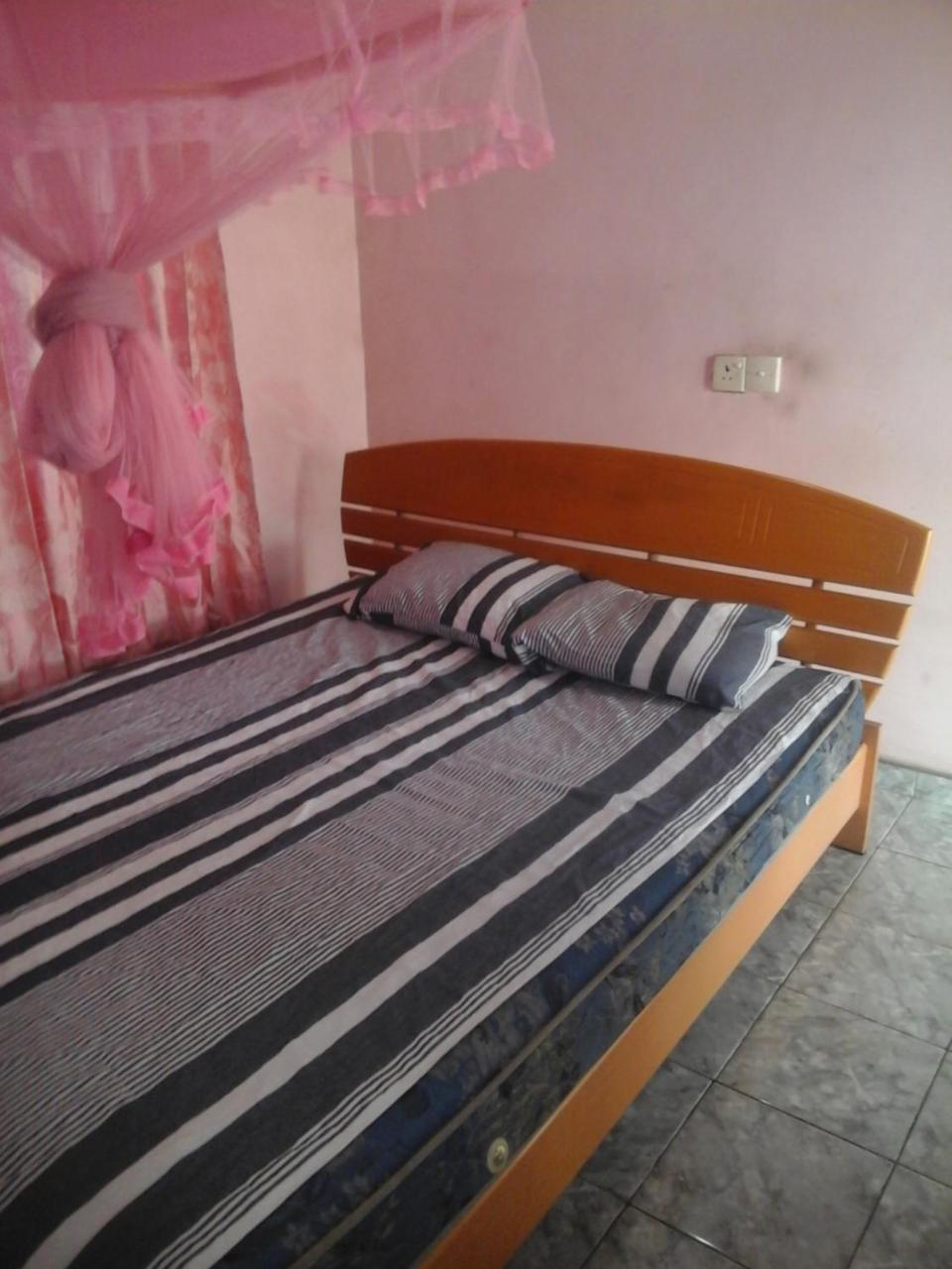 Colombo 20 Minutes By Train Apartment Wattala Exterior foto